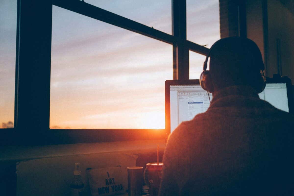 Le télétravail en 2024 : comment les entreprises françaises s’adaptent ?