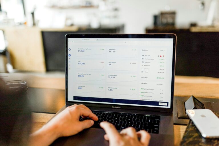 découvrez le plan d'épargne salariale pour les employés : avantages, fonctionnement et gestion. profitez de ce dispositif avantageux pour préparer l'avenir financièrement.